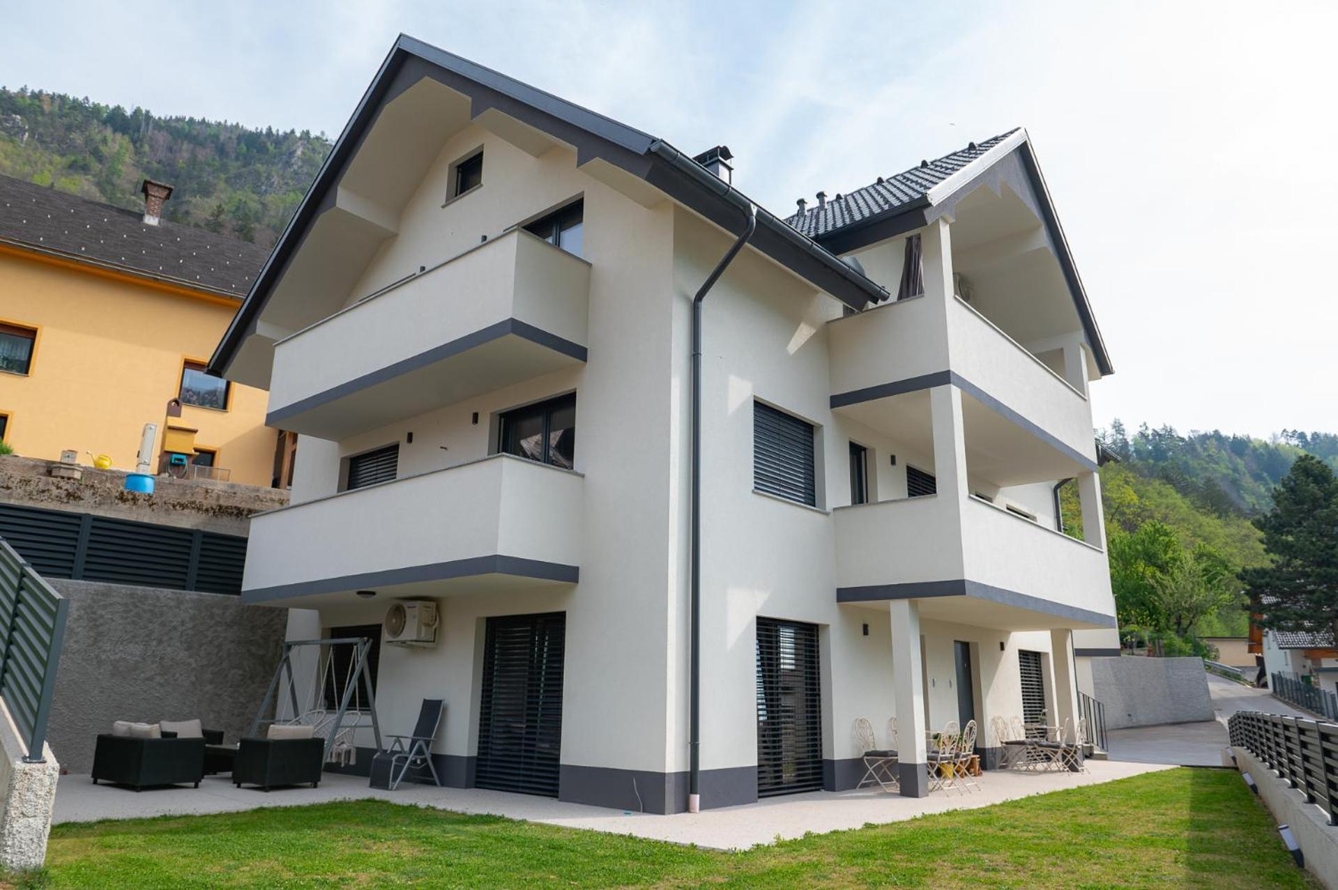 Apartments Luxury Ad Jesenice Kültér fotó